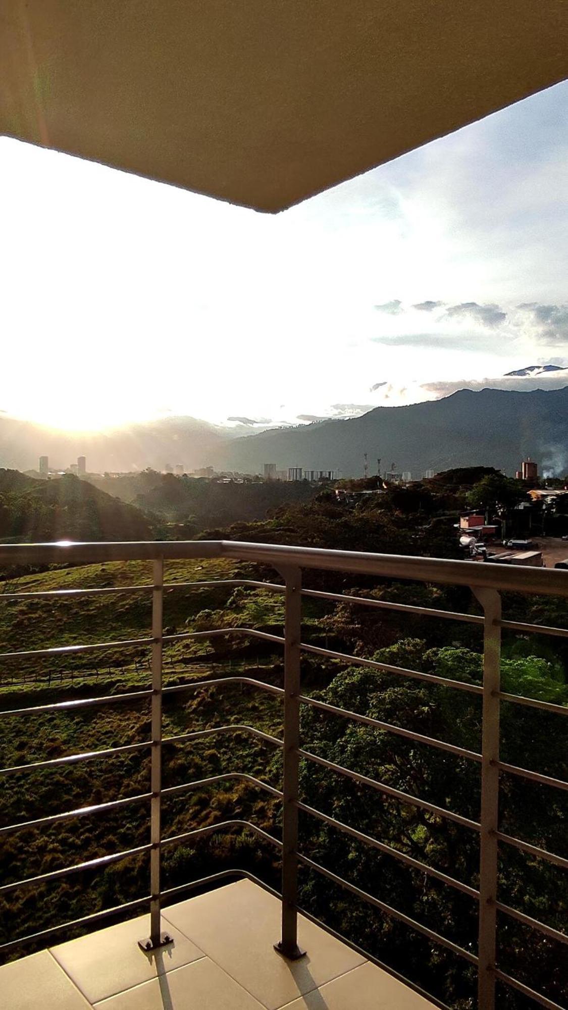 Hermoso Y Amplio Apartamento Cerca Del Parque Deportivo Ibagué Exterior foto